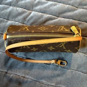 LOUIS VUITTON MINI PAPILLION POUCHETTE MONOGRAM